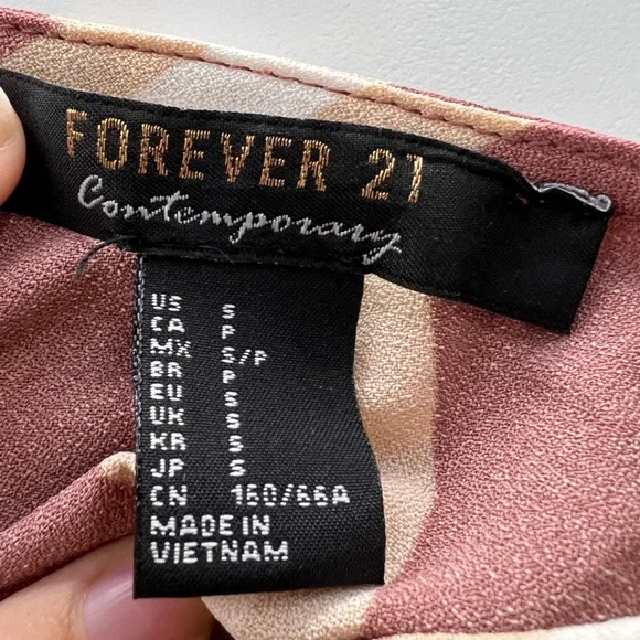 Striped Jumpsuit - Picture 4 of 5